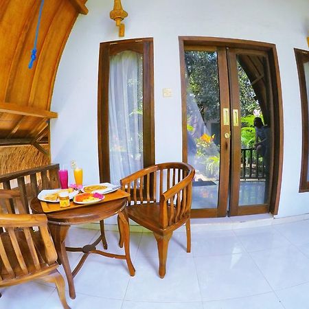 Ina Gili Guesthouse Гілі-Аїр Екстер'єр фото