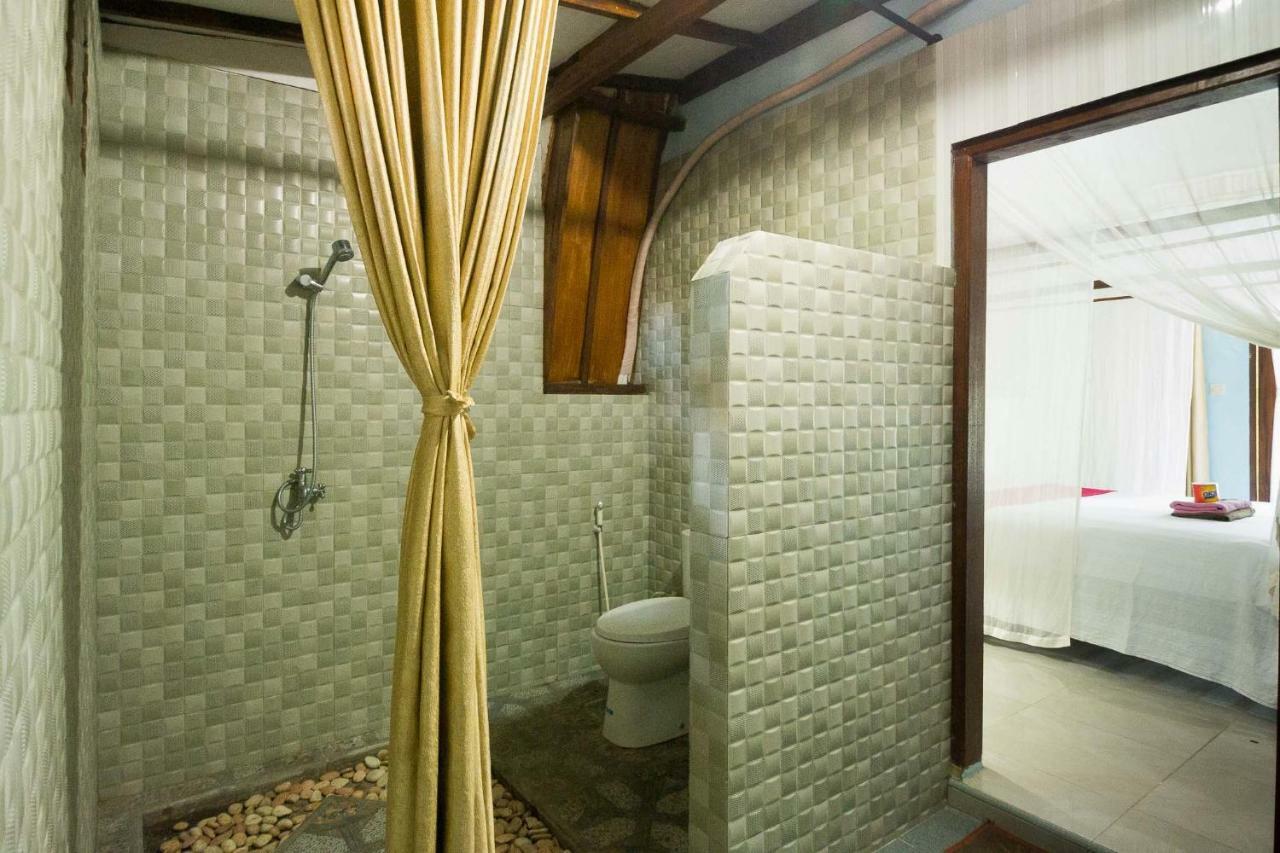 Ina Gili Guesthouse Гілі-Аїр Екстер'єр фото